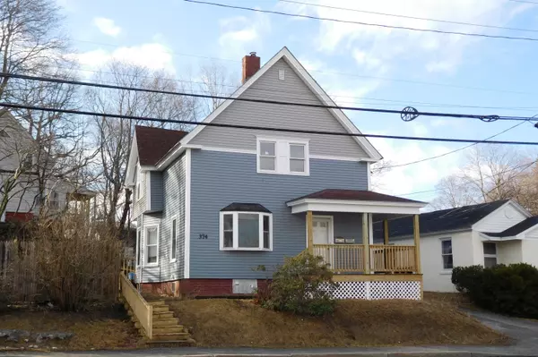 374 Court ST, Auburn, ME 04210