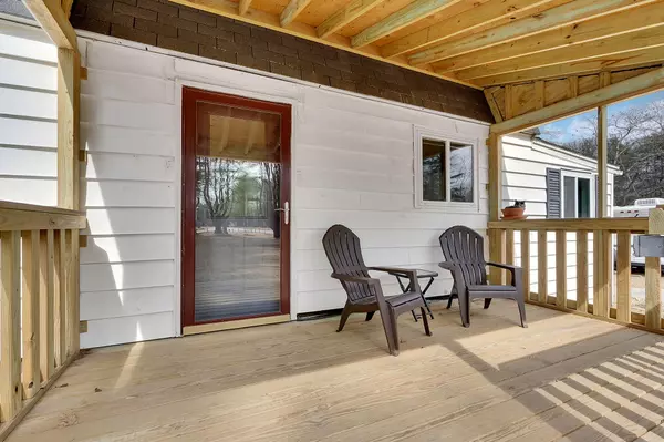 Topsham, ME 04086,121 Whitehouse Crossing RD