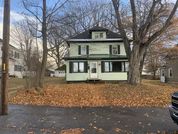 17 Beech ST, East Millinocket, ME 04430