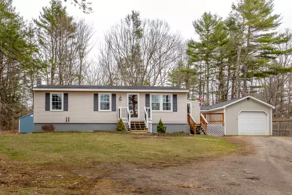 38 Shady LN, Wiscasset, ME 04578