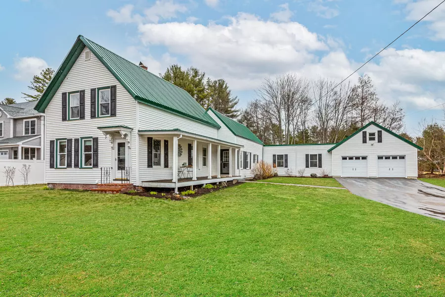 143 Cat Mousam RD, Kennebunk, ME 04043