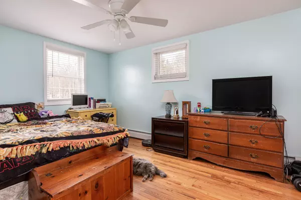 New Gloucester, ME 04260,446 Intervale RD