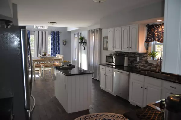 Minot, ME 04258,31 Jeffrey RD