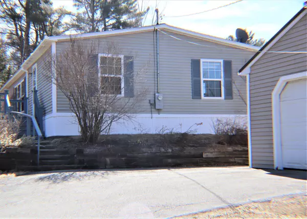 81 Jackson RD, Waldoboro, ME 04572