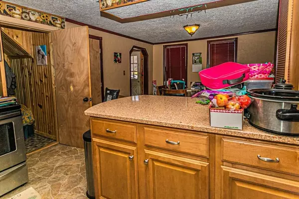 Wilton, ME 04294,29 Cross ST