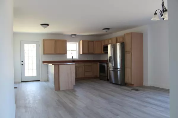 Leeds, ME 04263,443 Church Hill RD