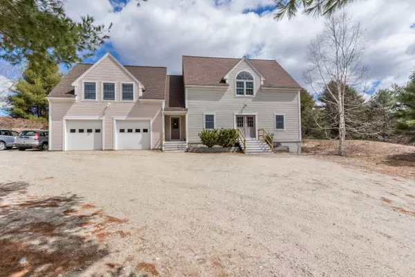 Pownal, ME 04069,383 Hallowell RD