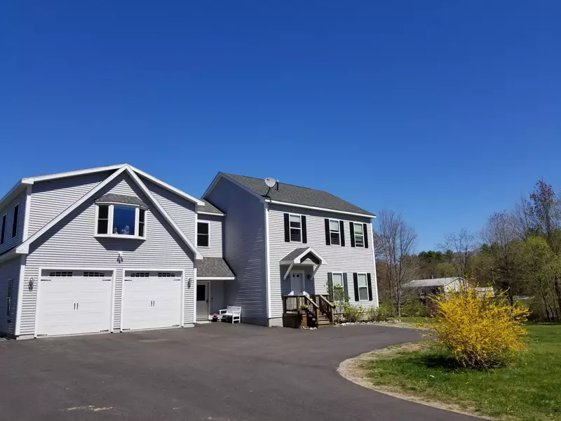 8 Bonny Brook PL, Brunswick, ME 04011