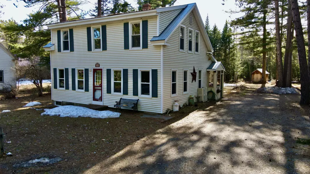 562 Arnold TRL, Eustis, ME 04936