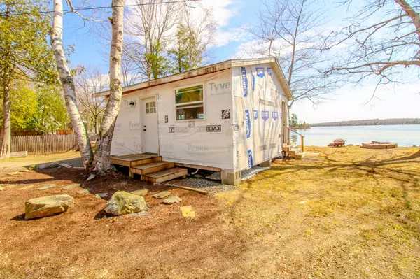 Hudson, ME 04468,16 Mags LN