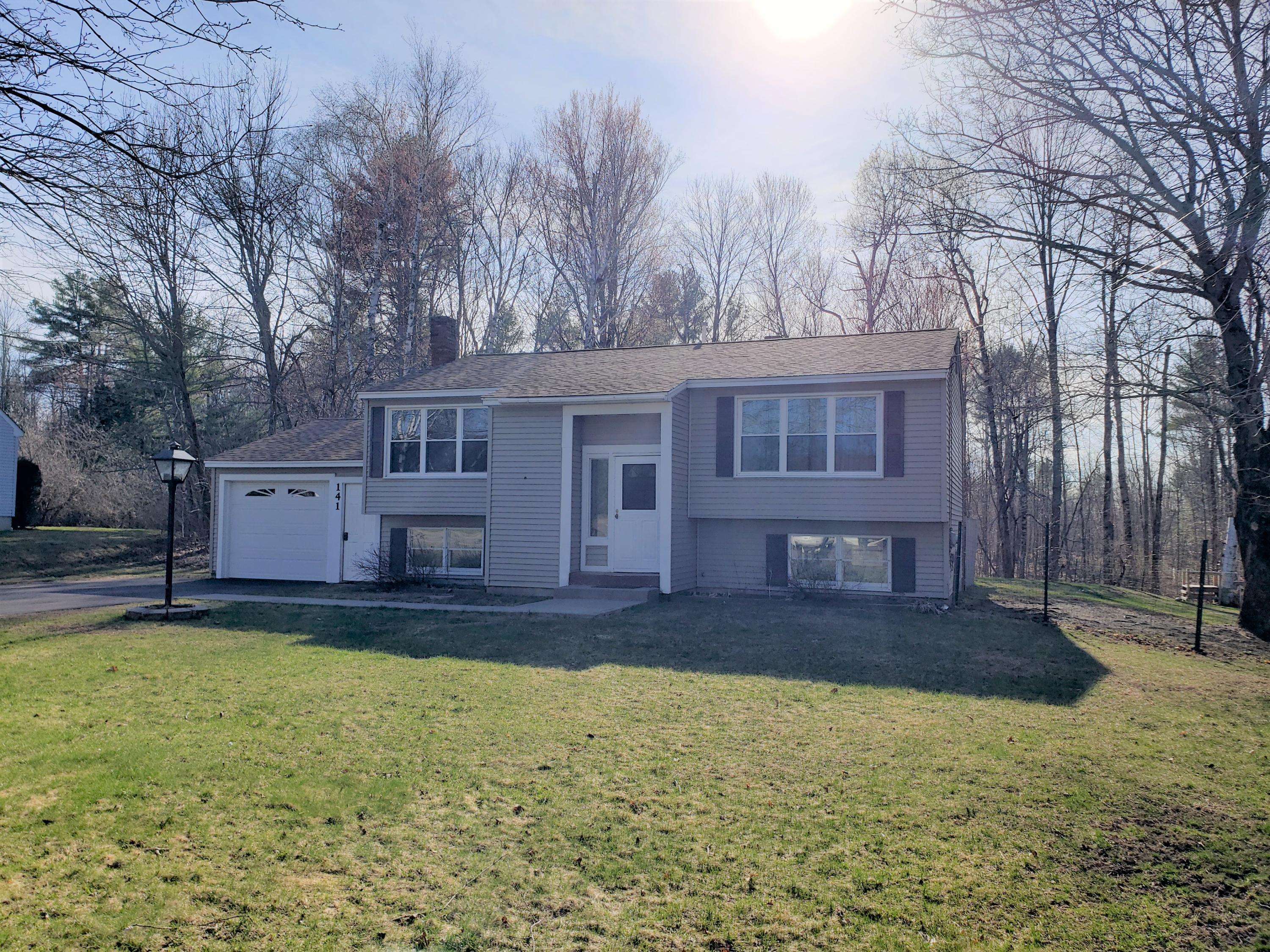 Winslow, ME 04901,141 Cushman RD