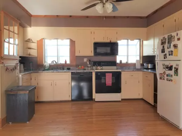 Old Town, ME 04468,260 Center ST