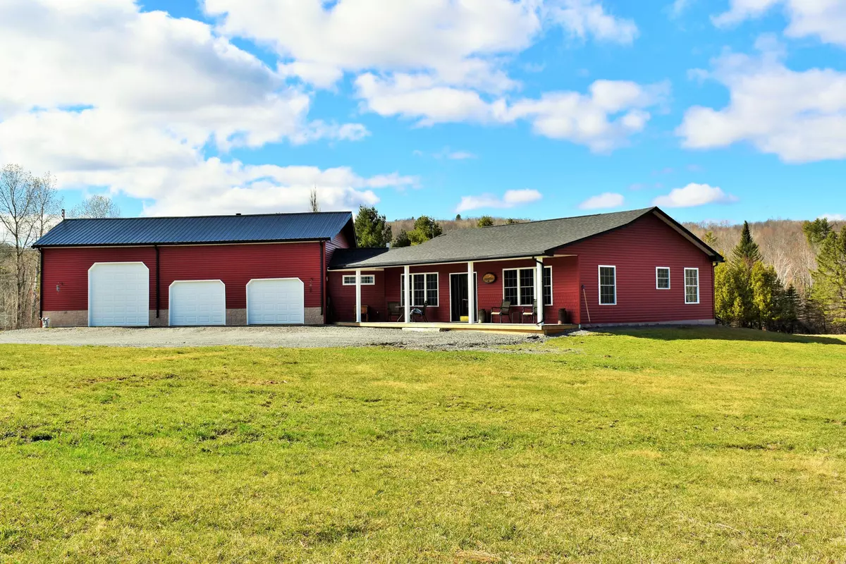 Saint Albans, ME 04971,227 Bigelow Road