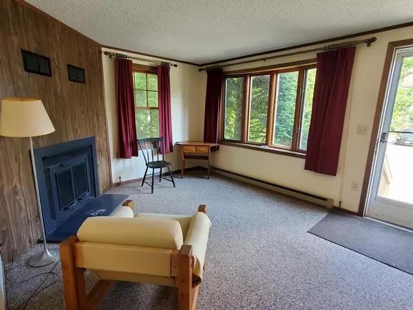 Orono, ME 04473,3 Colburn DR #5