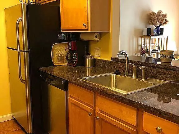 Southwest Harbor, ME 04679,79 East Ridge RD #109