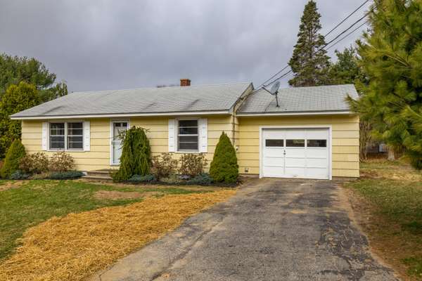 21 Sherman AVE, Auburn, ME 04210