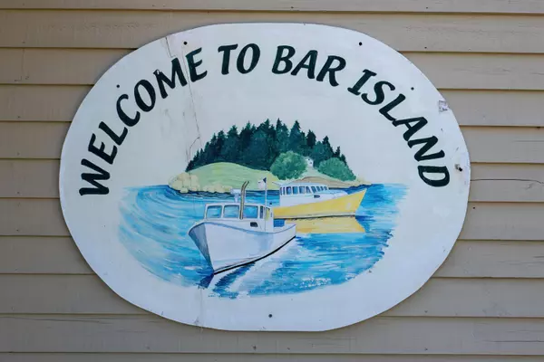 Milbridge, ME 04658,276 Bar Island RD