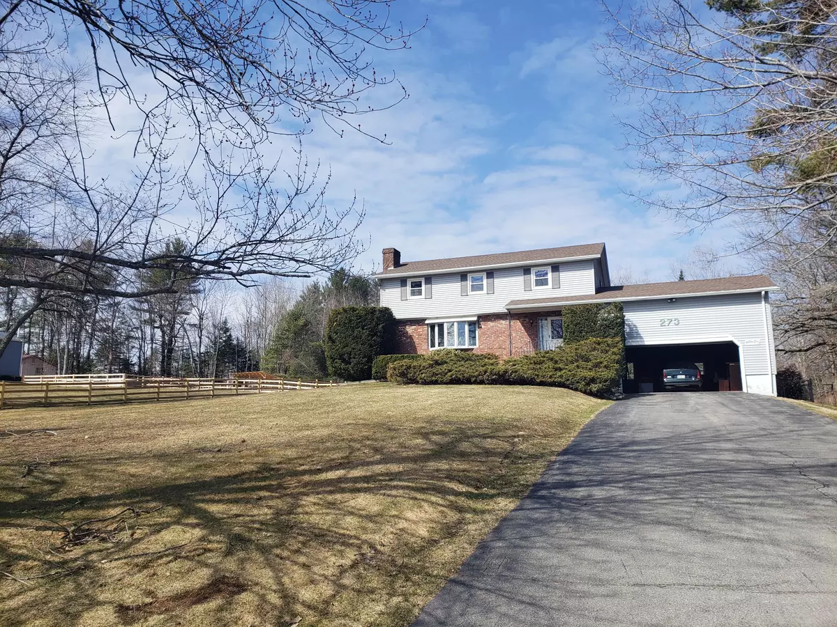 Orrington, ME 04474,273 Dow RD