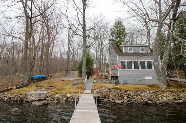 22 Dream LN, Richmond, ME 04357