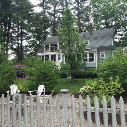 223 Thompson RD, Kennebunk, ME 04043