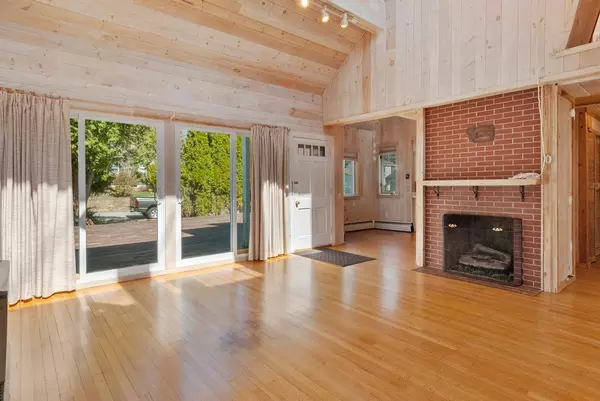 Ogunquit, ME 03907,46 Highland AVE