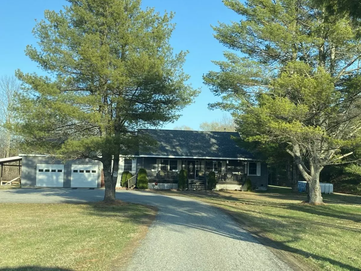 Richmond, ME 04357,11 Carding Machine RD