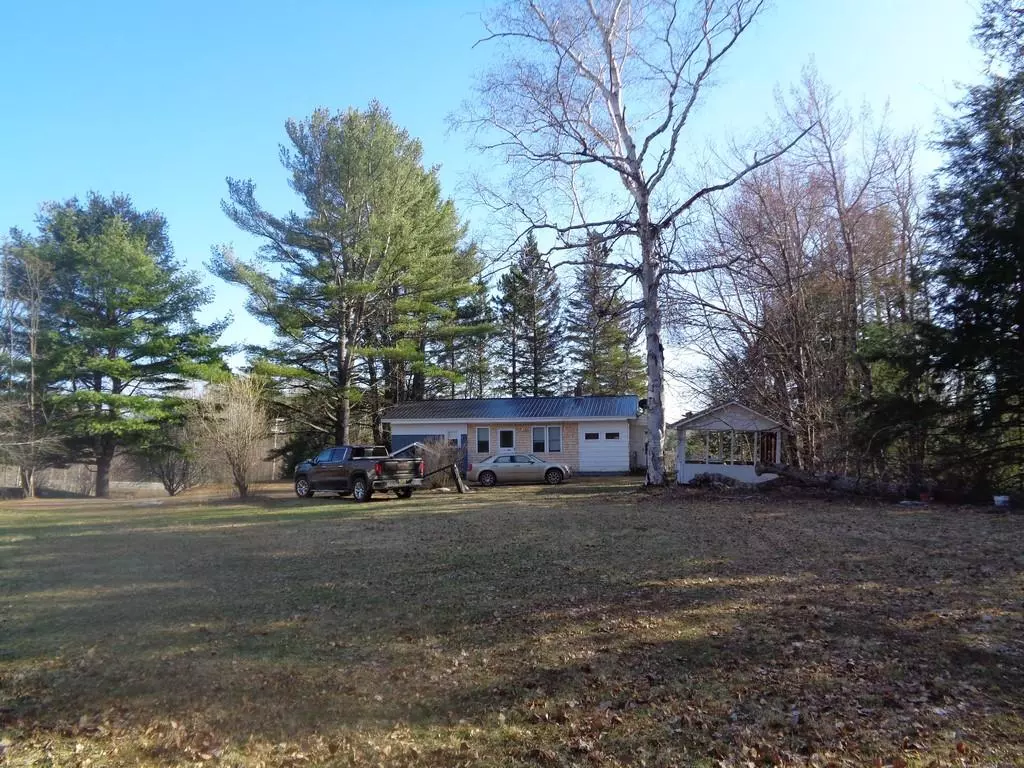 Medway, ME 04460,983 Medway RD