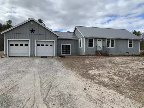 25 Robinson WAY, Bridgton, ME 04009