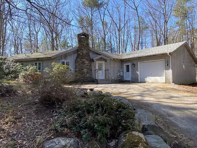 Rockport, ME 04856,12 Alexander DR