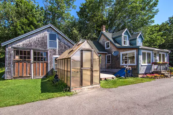 Blue Hill, ME 04614,48 Ellsworth RD