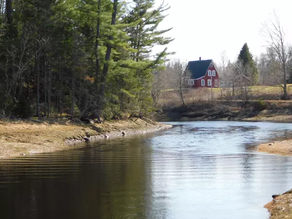 Pembroke, ME 04666,22 Crowbrook RD