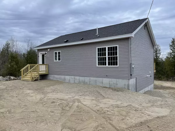 Parsonsfield, ME 04047,936 North RD