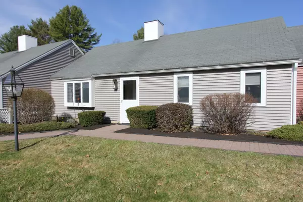 7 Colonial WAY #7, Auburn, ME 04210