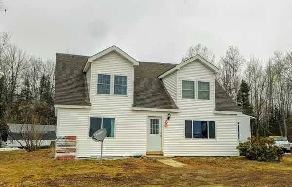 117 Corinth RD, Hudson, ME 04449