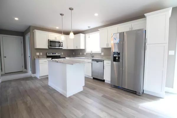 Lisbon, ME 04250,28 Wine Time CIR