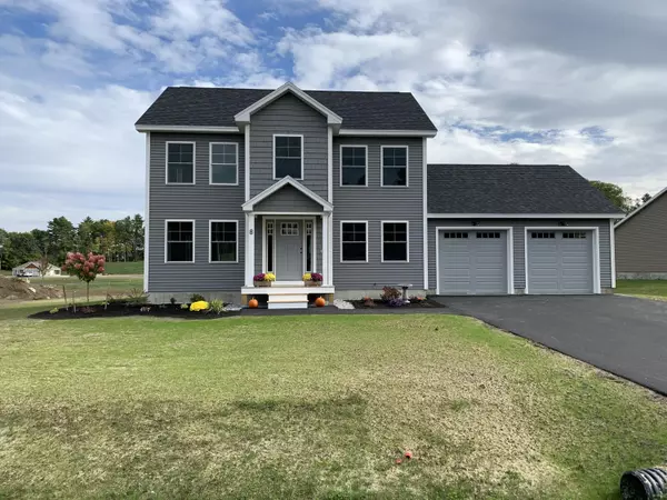 28 Wine Time CIR, Lisbon, ME 04250