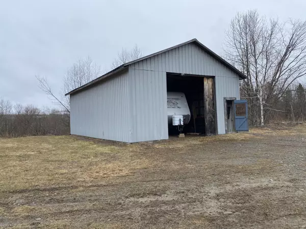 Dexter, ME 04930,322 Dover Rt. 7 RD