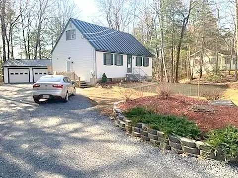 161 Pamela DR, Winthrop, ME 04364