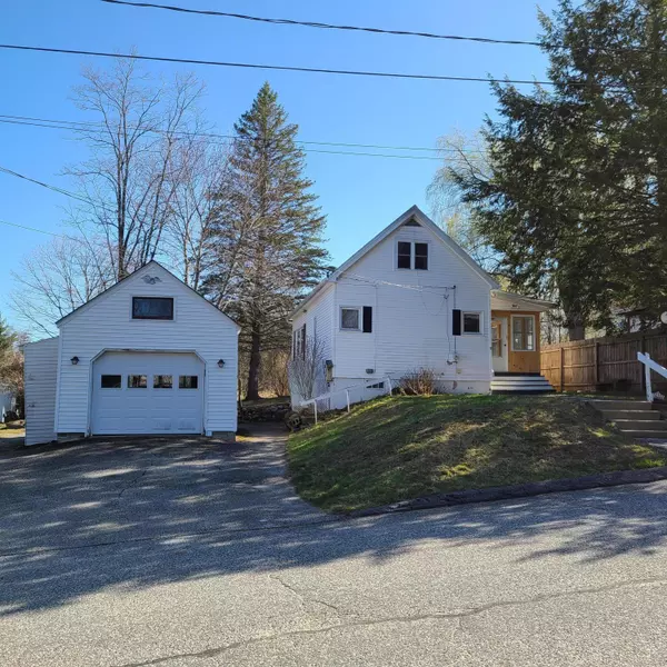 Auburn, ME 04210,31 Vivian ST