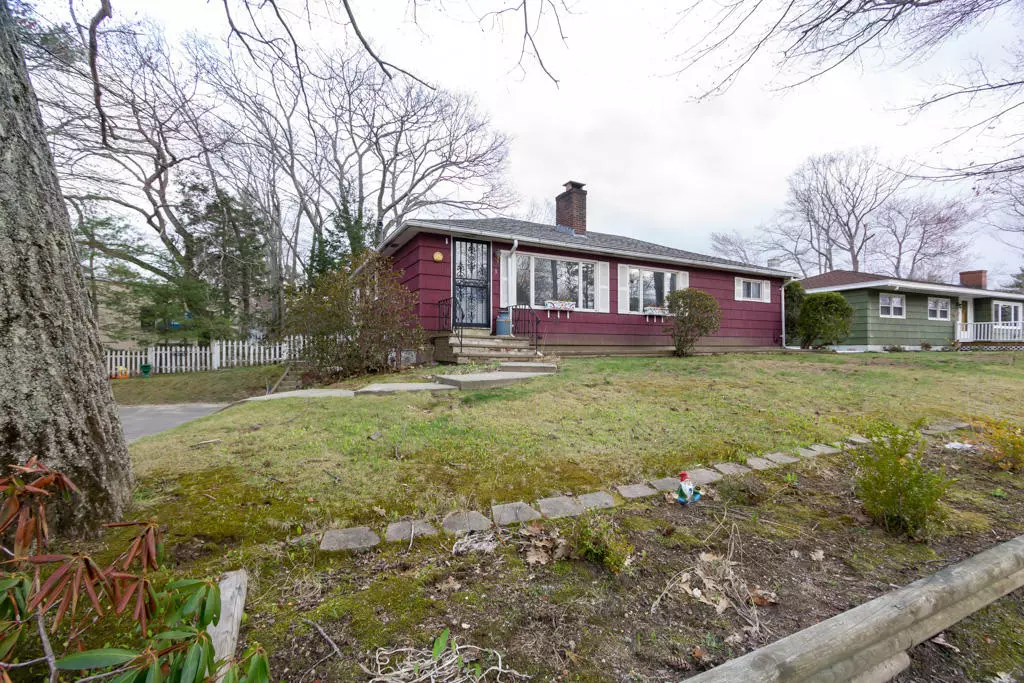 Topsham, ME 04086,3 Forest DR