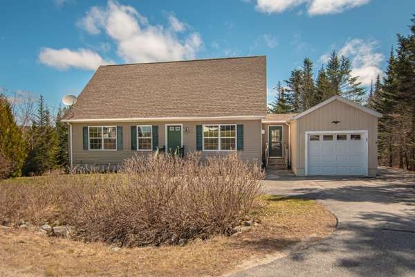 Searsport, ME 04974,7 Osprey LN