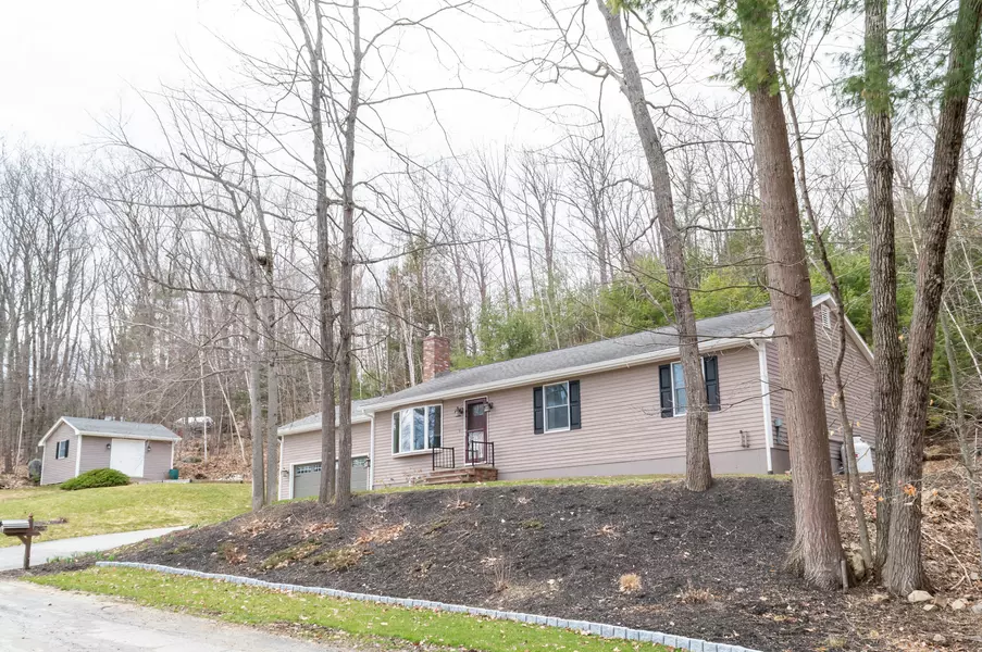 22 Old Bloody Hill RD, Lewiston, ME 04240