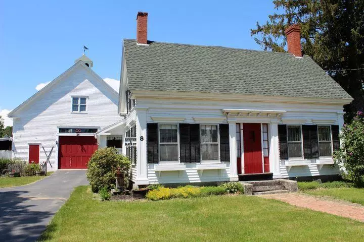 Porter, ME 04068,8 Main ST