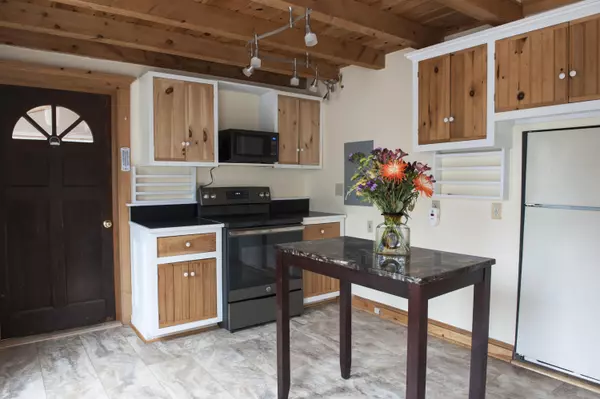 Freedom, ME 04941,146 Smithton RD