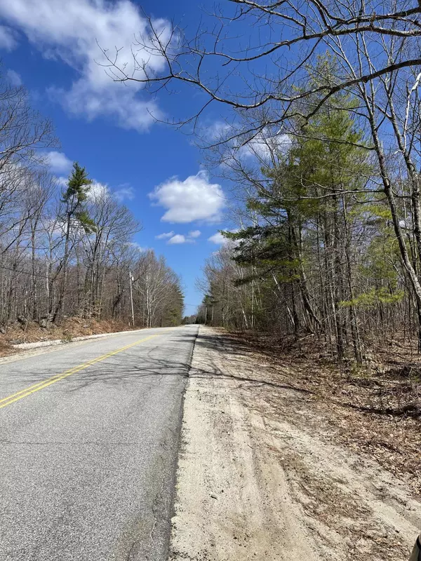 0 Quarry RD, New Gloucester, ME 04260