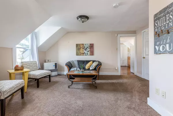 South Portland, ME 04106,42 Thadeus ST