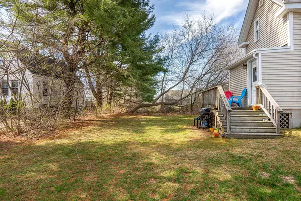 South Portland, ME 04106,42 Thadeus ST