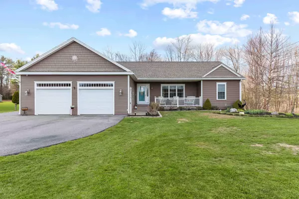 48 Mill ST, Lisbon, ME 04250