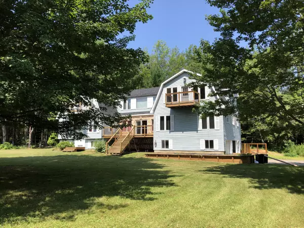 Palmyra, ME 04965,264 Lang Hill RD