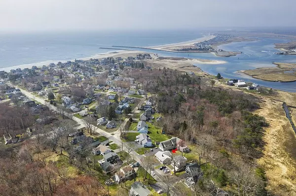 365 Drakes Island RD,  Wells,  ME 04090